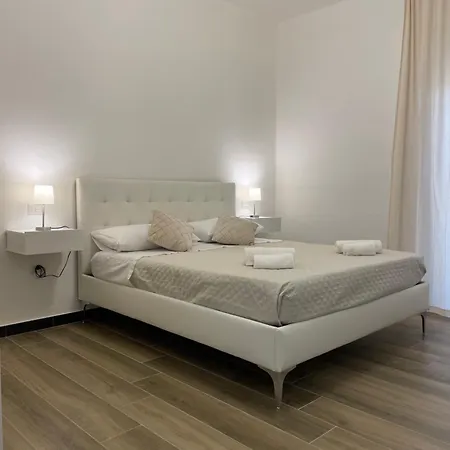 Tra Te E Il Mare 托雷斯港
