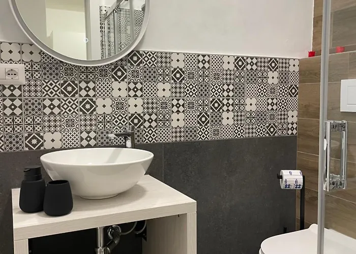 Tra Te E Il Mare Konukevi